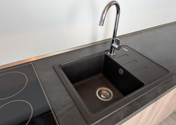 Na prenájom nový moderný 2-izbový byt