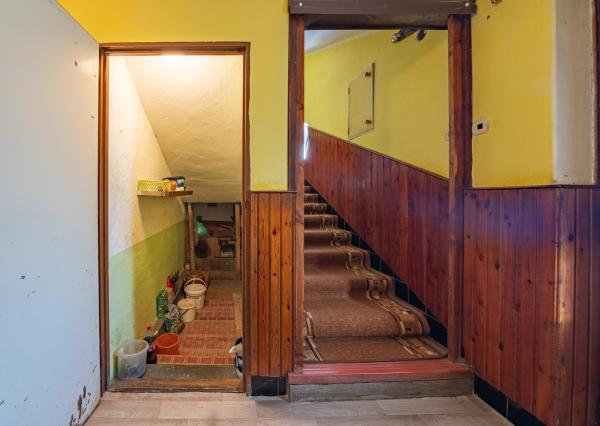 Rodinný Dom + veľký pozemok, výborná poloha /Liptovský Ján/