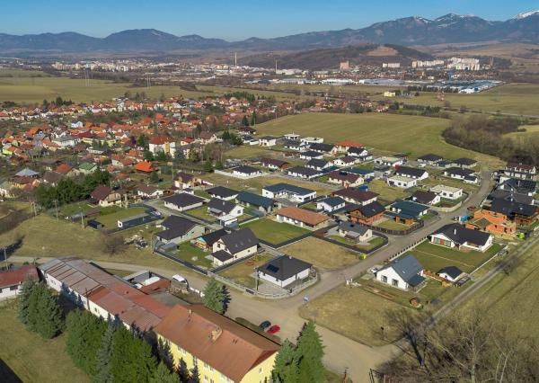 Pozemok s výhľadom na hory – cena len 120 €/m², Liptovský Mikuláš