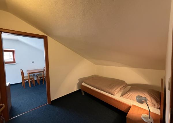 Na prenájom- Byt v rodinnom dome