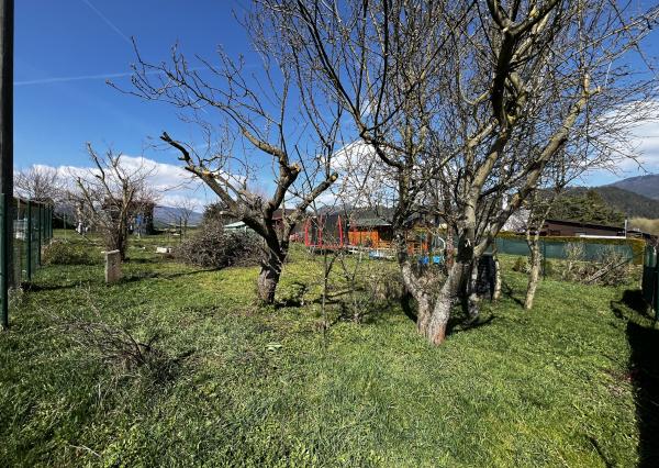 Na predaj upravená záhrada s elektrinou – Štiavnička