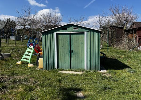 Na predaj upravená záhrada s elektrinou – Štiavnička