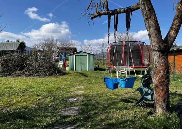 Na predaj upravená záhrada s elektrinou – Štiavnička
