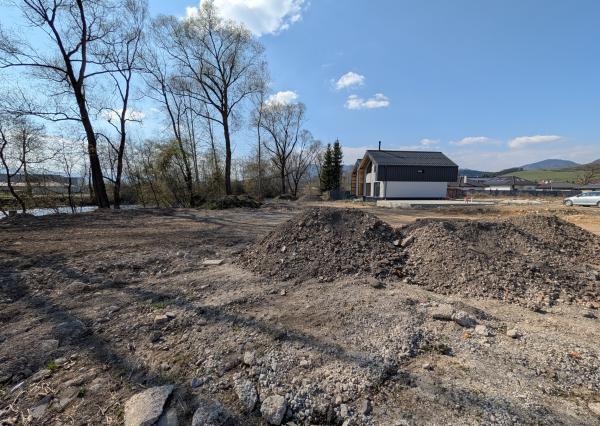 Rekreačný pozemok so stavebným povolením, Bešeňová