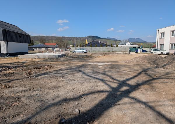 Rekreačný pozemok so stavebným povolením, Bešeňová