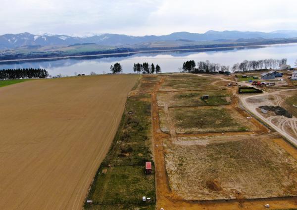 Slnečný stavebný pozemok s výhľadom na Tatry – Liptov
