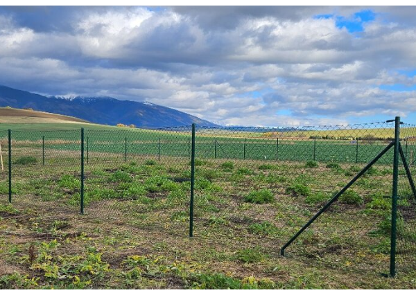 Slnečný stavebný pozemok s výhľadom na Tatry – Liptov