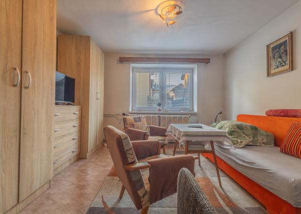 Rodinný Dom + veľký pozemok, výborná poloha /Liptovský Ján/