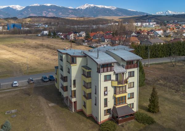 Mezonet 113 m², 3 balkóny, top stav – Liptovský Mikuláš