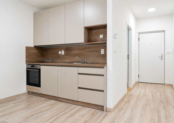 Moderný apartmán s terasou a nízkymi nákladmi v Liptovskom Mikuláši