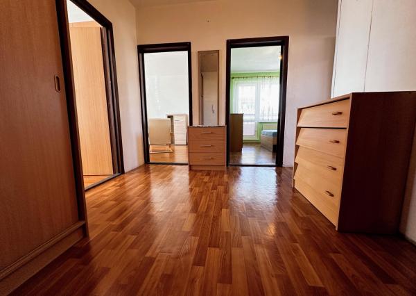 REZERVOVANÉ NA PREDAJ Priestranný 4-izbový byt s výmerou 79,8 m² centrum