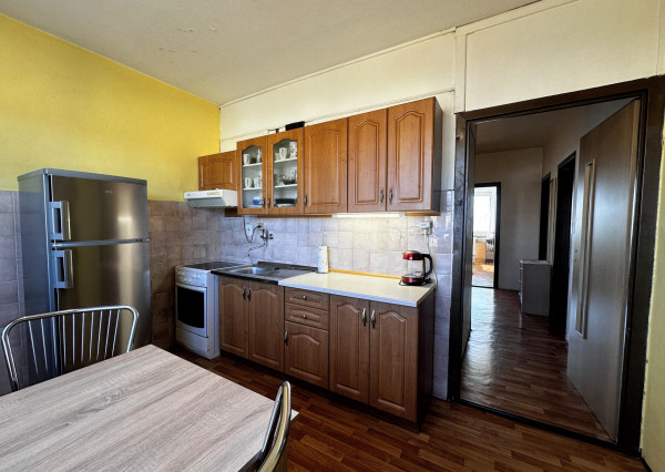REZERVOVANÉ NA PREDAJ Priestranný 4-izbový byt s výmerou 79,8 m² centrum