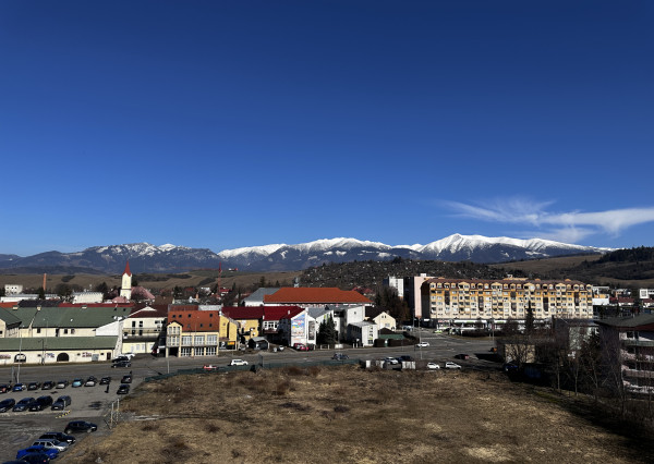 REZERVOVANÉ NA PREDAJ Priestranný 4-izbový byt s výmerou 79,8 m² centrum