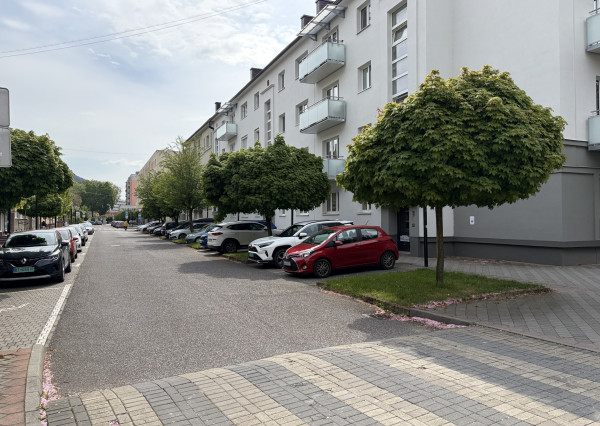REZERVOVANÉ - Na prenájom 1-izbový byt s balkónom-Ružomberok