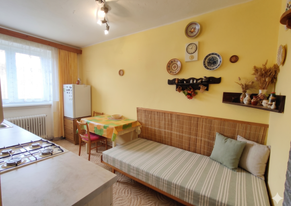2-IZBOVÝ BYT S BALKÓNOM a GARÁŽOU – LIPTOVSKÝ PETER