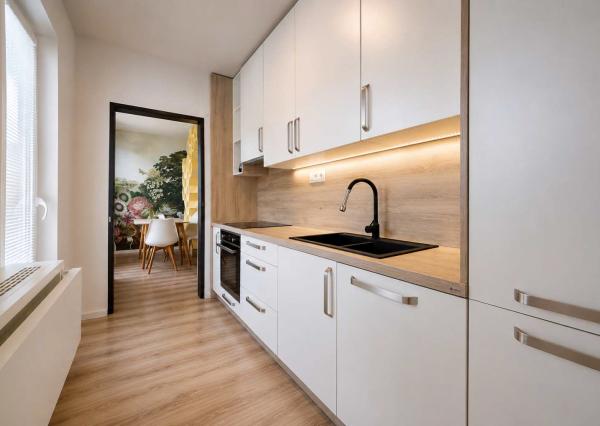 MODERNÝ 2-IZBOVÝ BYT S PARKOVACÍM MIESTOM V CENTRE LIPTOVSKÉHO MIKULÁŠA