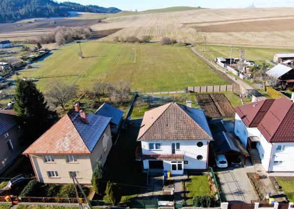 Rodinný Dom + veľký pozemok, výborná poloha /Liptovský Ján/