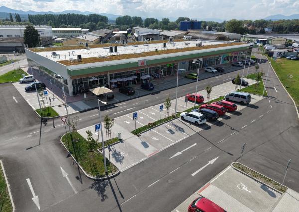 Moderný obchodný priestor 175,8 m² na prenájom – OC Point, Liptovský Mikuláš