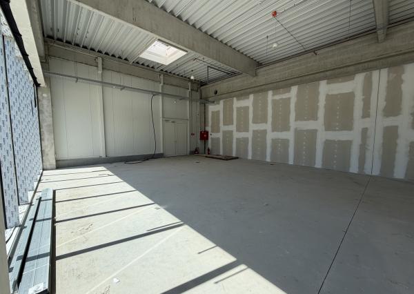 Moderný obchodný priestor 175,8 m² na prenájom – OC Point, Liptovský Mikuláš