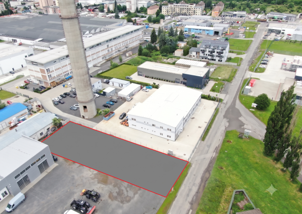 Stavebný pozemok 1300m² so stavebným povolením v LM
