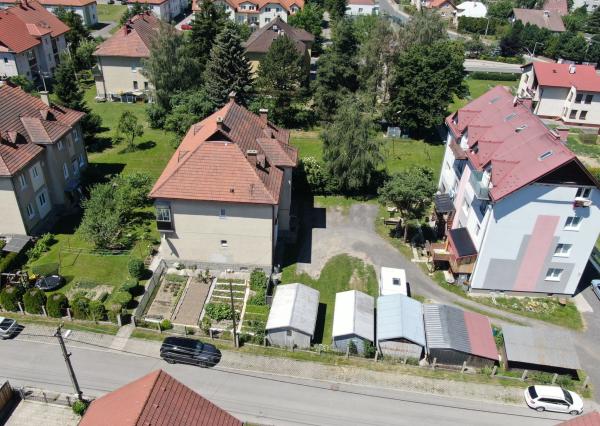 Byt s garážou a záhradou v pokojnej lokalite, Liptovský Peter
