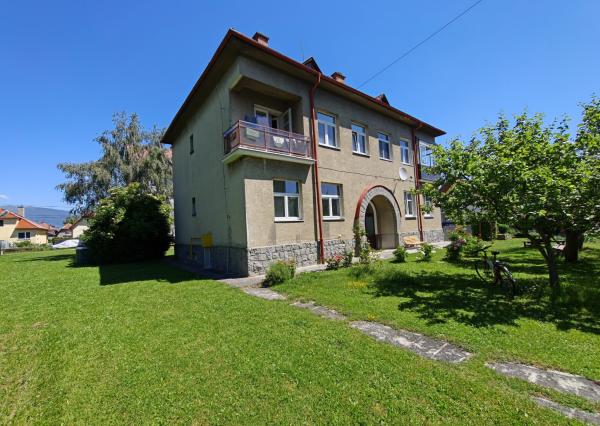Byt s garážou a záhradou v pokojnej lokalite, Liptovský Peter