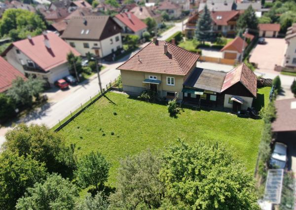 RD s pozemkom 1099m² v Demänovej – skvelá investícia