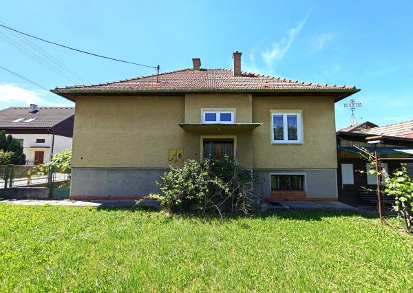 RD s pozemkom 1099m² v Demänovej – skvelá investícia