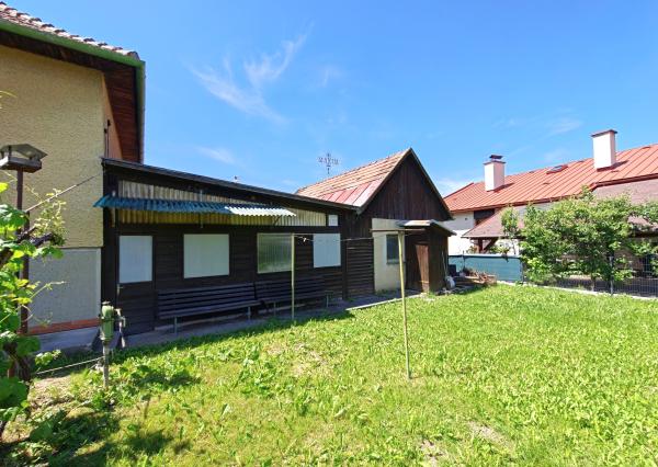 RD s pozemkom 1099m² v Demänovej – skvelá investícia