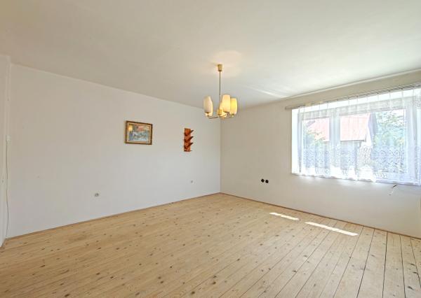RD s pozemkom 1099m² v Demänovej – skvelá investícia