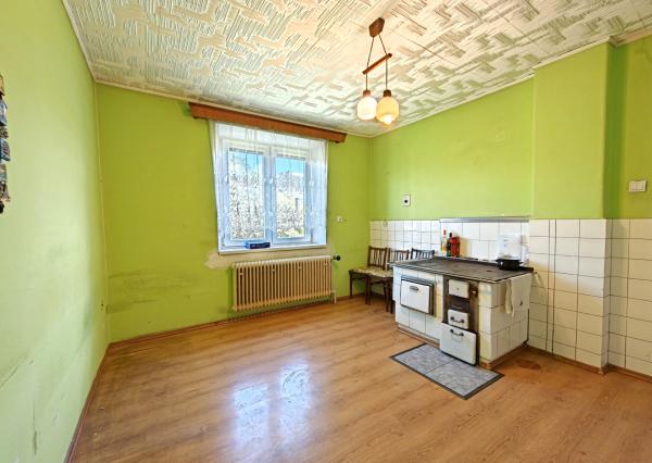 RD s pozemkom 1099m² v Demänovej – skvelá investícia