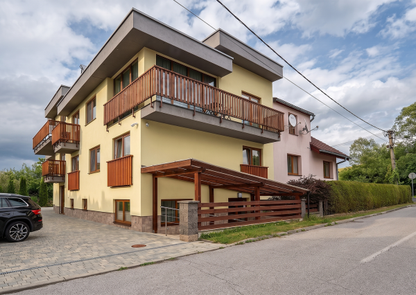 Na predaj exkluzívny penthouse v Demänovej