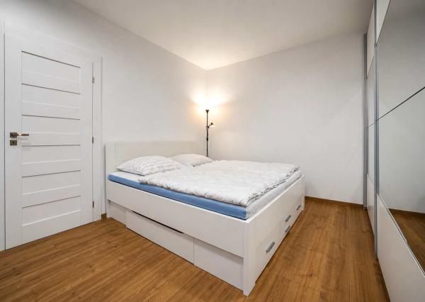 NA PREDAJ Moderný 1-izbový byt v centre Liptovského Mikuláša