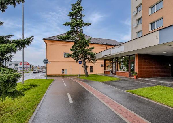 NA PREDAJ Moderný 1-izbový byt v centre Liptovského Mikuláša