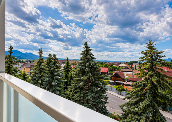 NA PREDAJ 4-izbový byt s balkónom, Liptovský Mikuláš – 77 m²