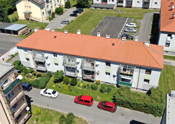 Znížená cena!! 2-IZBOVÝ BYT S BALKÓNOM a GARÁŽOU