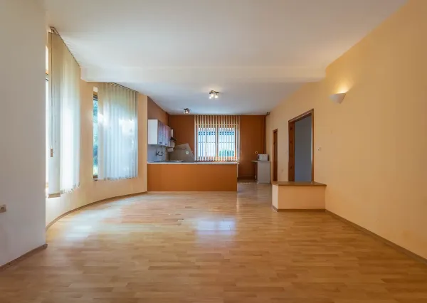 Unikátny 6-izbový rodinný dom v centre Liptovského Mikuláša s oázou pokoja a flexibilným využitím