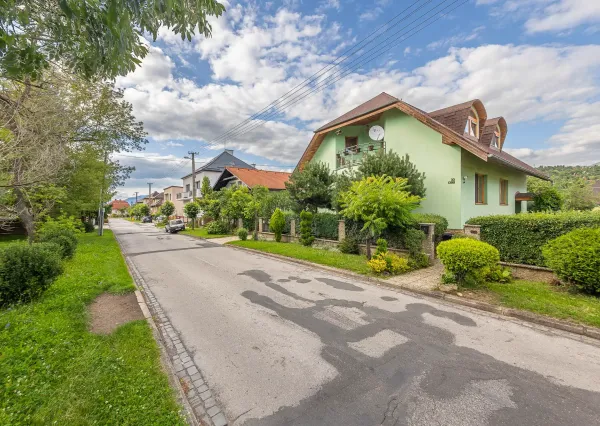 Unikátny 6-izbový rodinný dom v centre Liptovského Mikuláša s oázou pokoja a flexibilným využitím
