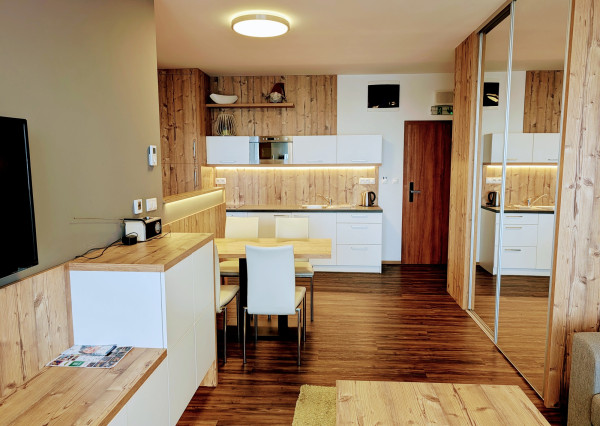 Pekný 2-izbový Apartmán pre 4 osoby, Hrebienok Rezort, Starý Smokovec