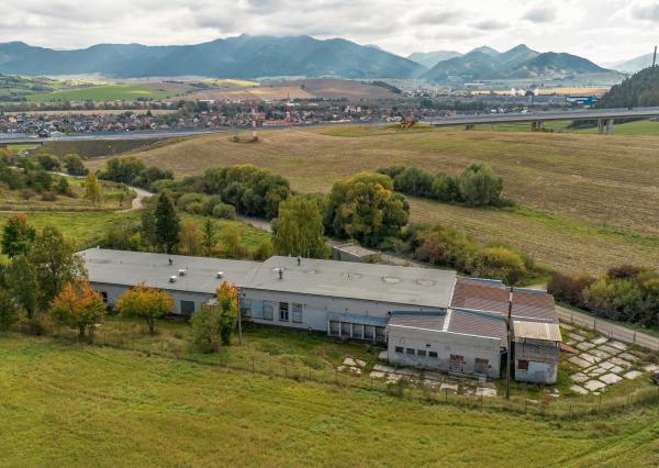 Na predaj výrobný a skladový objekt (1 150 m²), Lisková