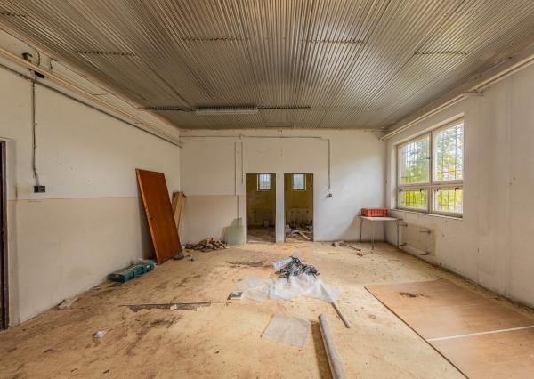 Na predaj výrobný a skladový objekt (1 150 m²), Lisková