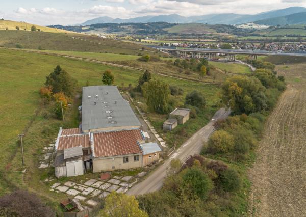 Na predaj výrobný a skladový objekt (1 150 m²), Lisková