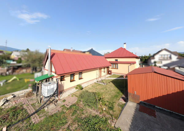 Rodinný dom s pekným pozemkom – Liptovský Mikuláš