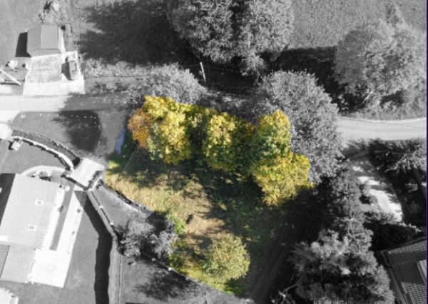 STAVEBNÝ POZEMOK V LAZISKU S PROJEKTOM RODINNÉHO DOMU | 569 m²