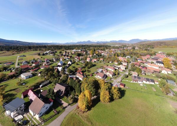 STAVEBNÝ POZEMOK V LAZISKU S PROJEKTOM RODINNÉHO DOMU | 569 m²