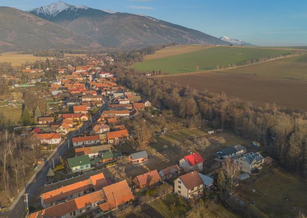 EXKLUZÍVNE | Veľkorysý stavebný pozemok 2 152 m² v obci Žiar