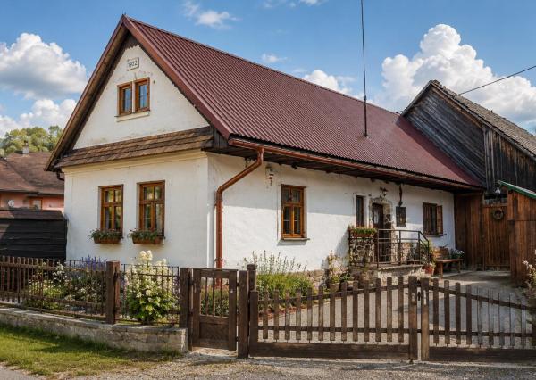 Rodinný dom s hospodárskou budovou v Jakubovanoch za cenu bytu
