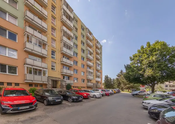 PREDAJ 1-izbový byt na Nábreží v LM | Ideálna investícia aj štartovacie bývanie