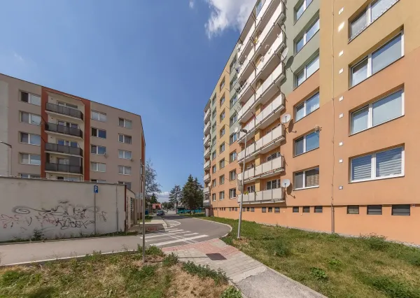 PREDAJ 1-izbový byt na Nábreží v LM | Ideálna investícia aj štartovacie bývanie