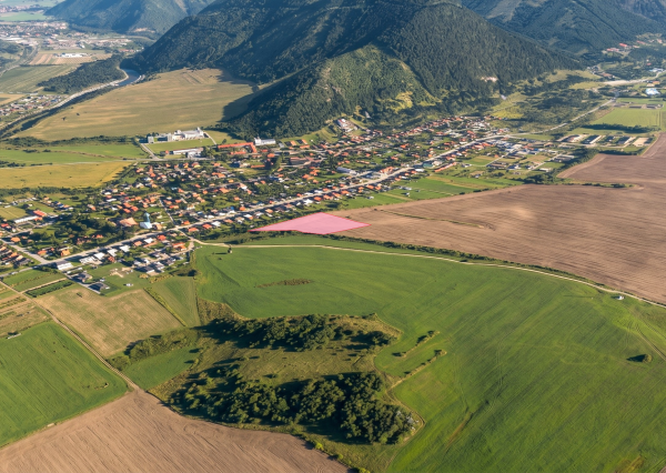 Investičný pozemok 9 565 m² pre IBV | Liptovský Ján